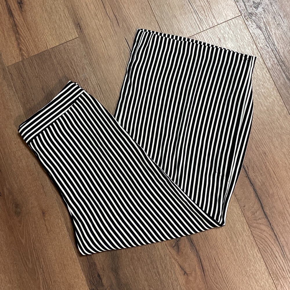 NWOT Cynthia Rowley Striped Wide Leg Cropped Pants